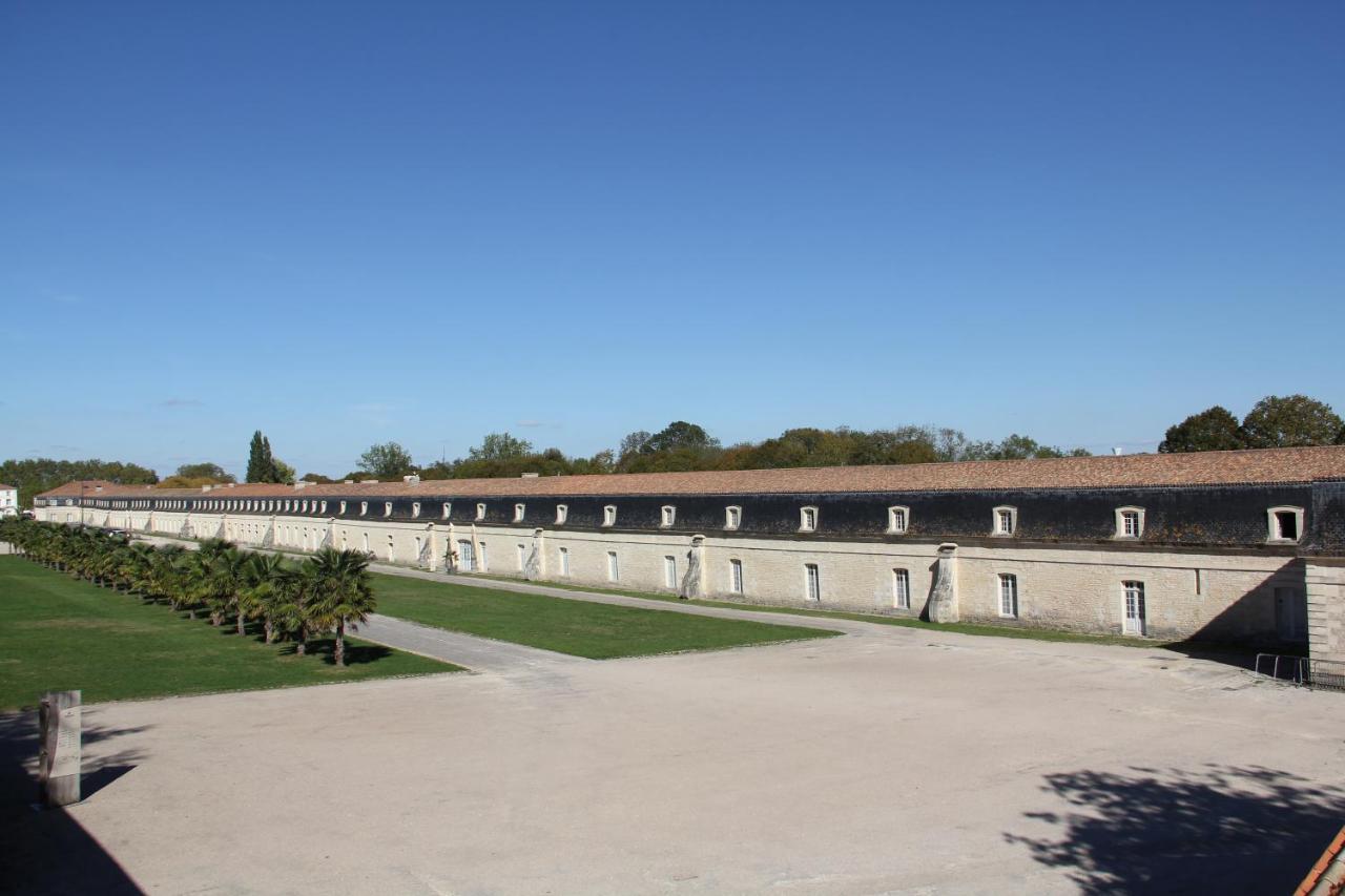 Les Demoiselles De Rochefort Rochefort (Charente-Maritime) Exterior foto